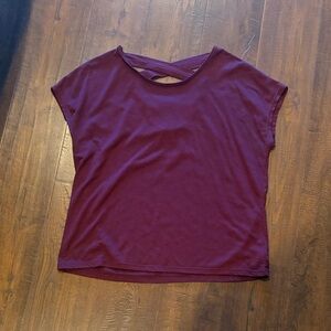 GAIAM Short Sleeve Burgundy Tee